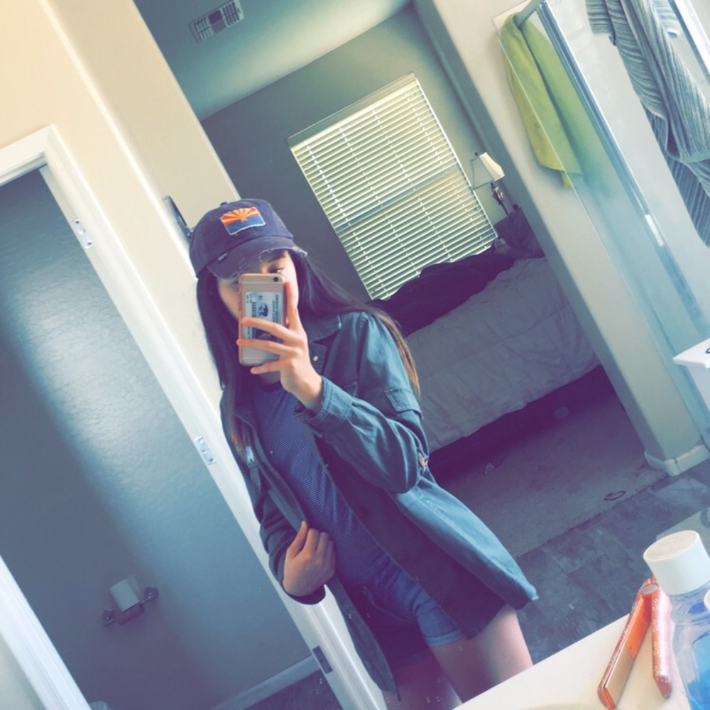 Meet your Posher, Ashley